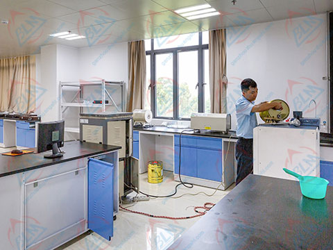 熱工成年人免费看片网站實驗室圖片