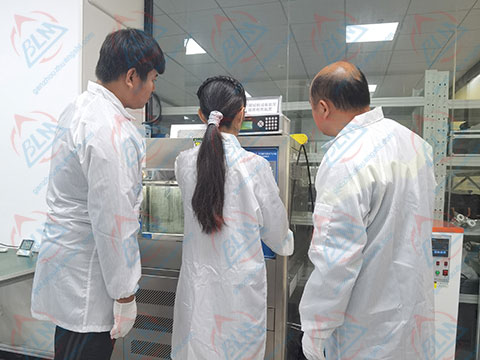 熱工成年人免费看片网站實驗室圖片